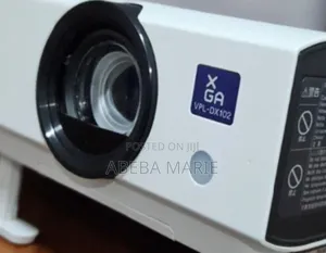 Photo - High Quality Sony VPL-Dx102 Projector White Brightness 2
