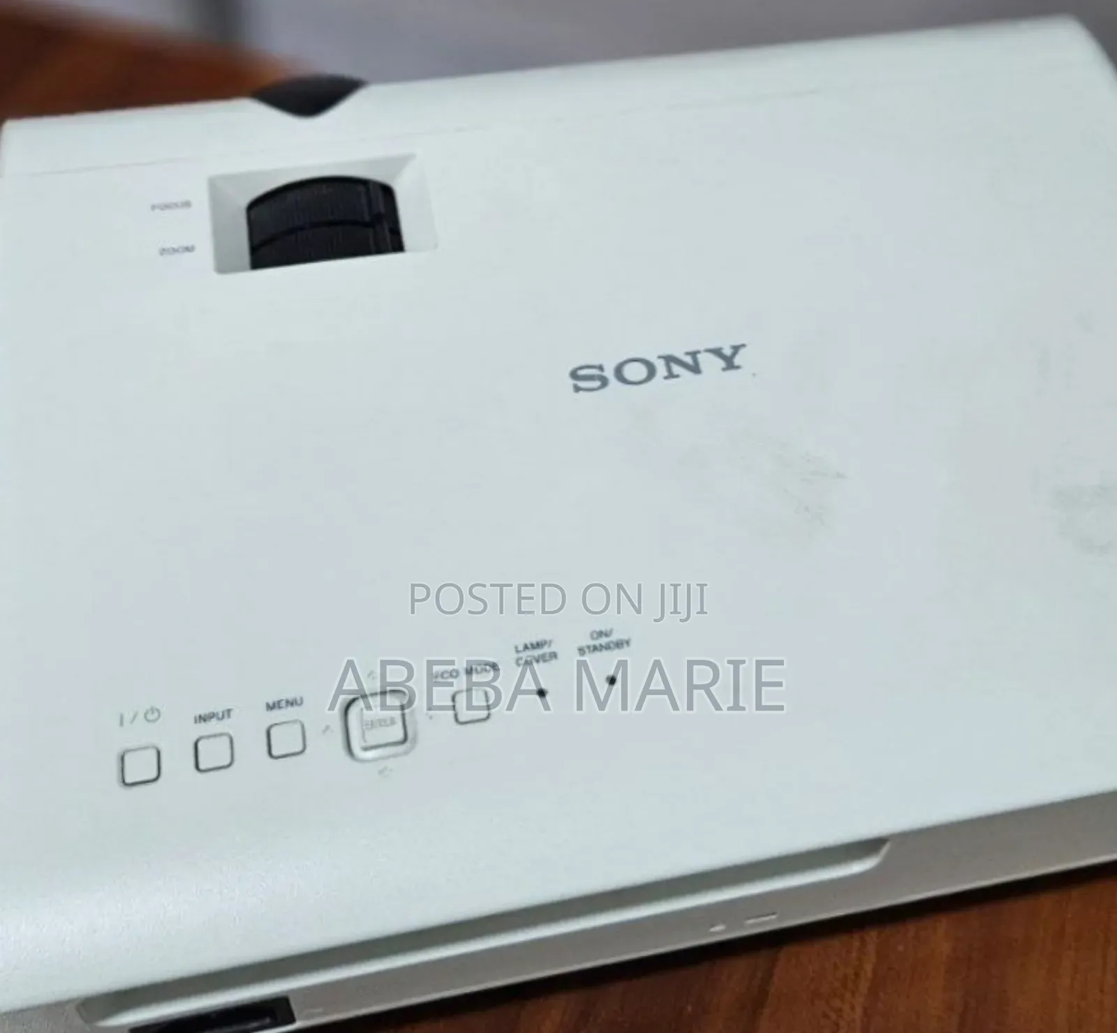 High Quality Sony VPL-Dx102 Projector White Brightness 2