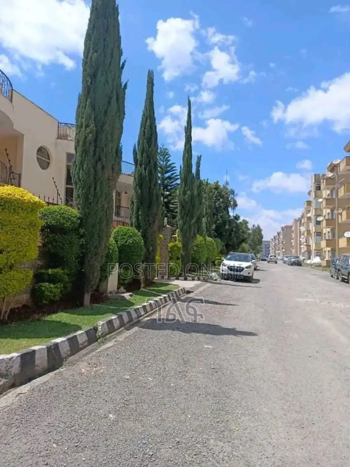 6bdrm House in አያት ሰንሻይን   270 ካሬ , Yeka for sale