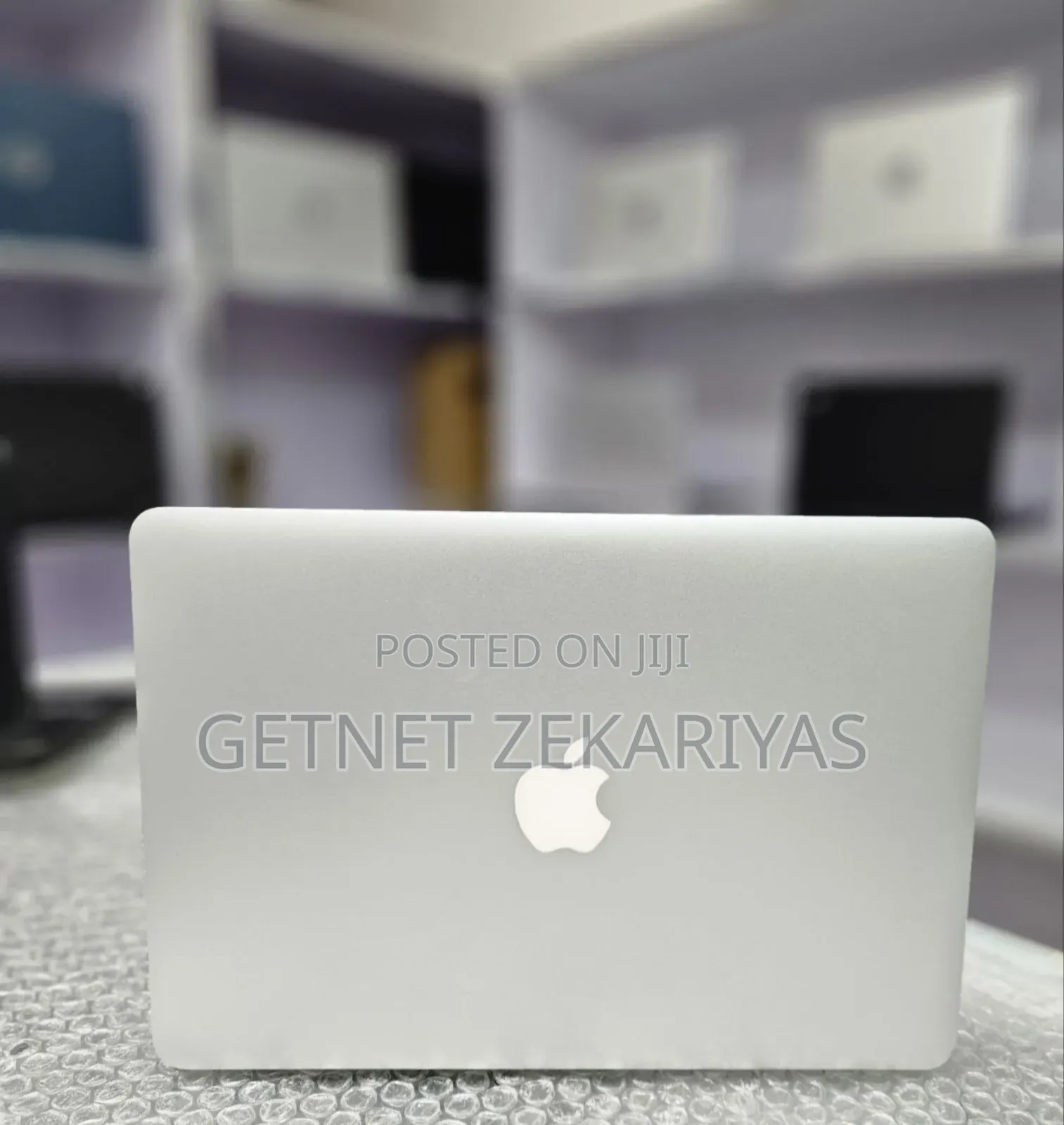 New Laptop Apple MacBook Air 2013 4GB Intel Core I5 SSD 128GB