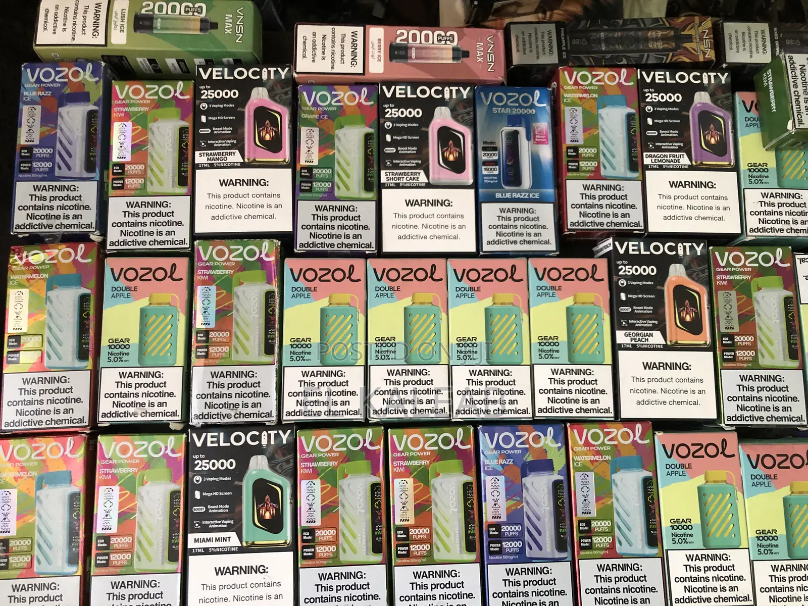 Rechargable Vapes in Different Flavors