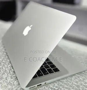 New Laptop Apple MacBook 4GB Intel Core I5 SSD 128GB