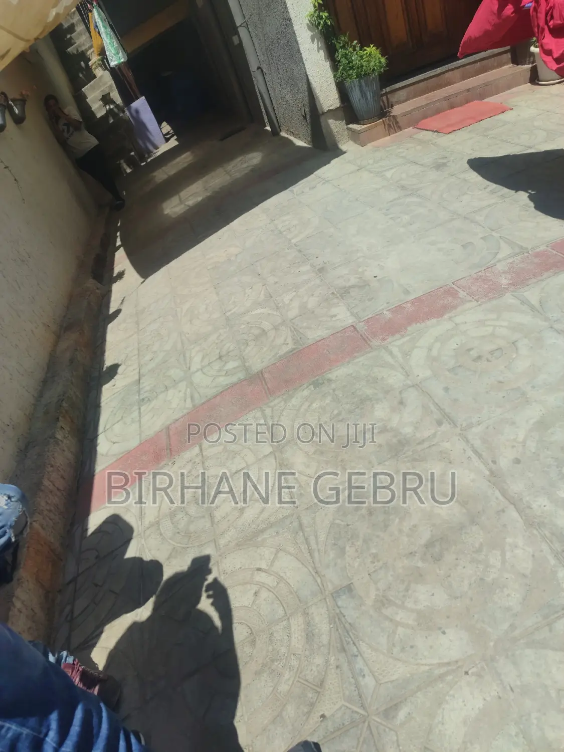 G+2 House Rent for Busuness