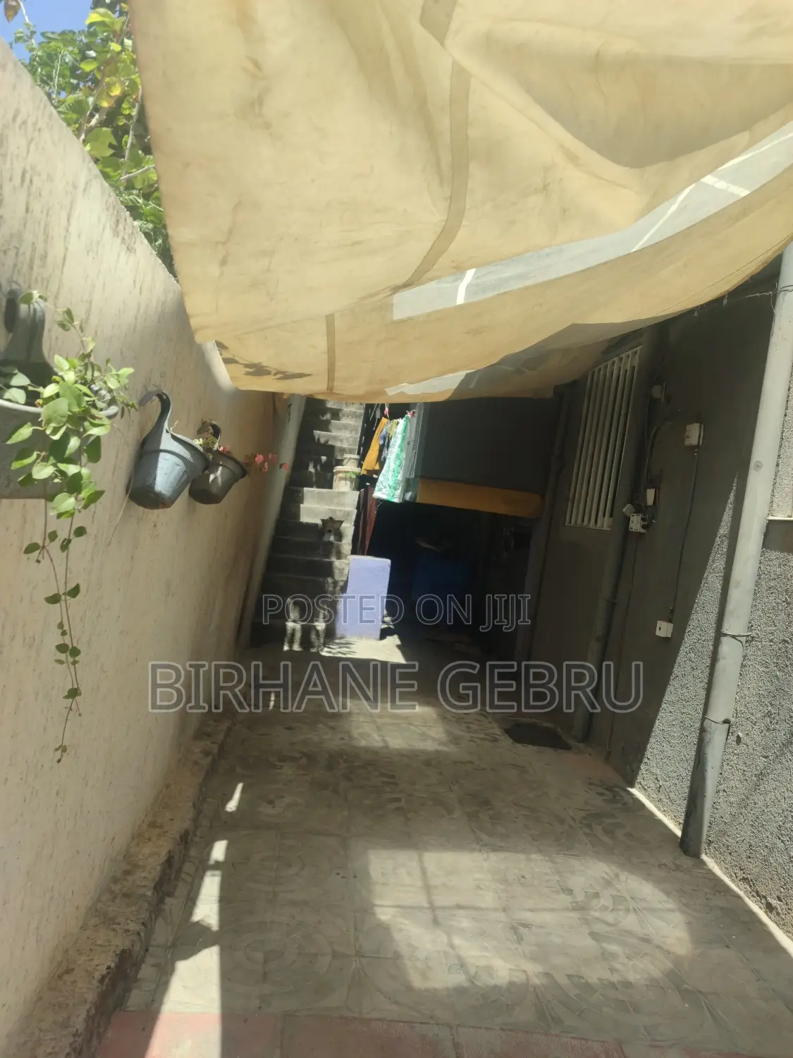 G+2 House Rent for Busuness