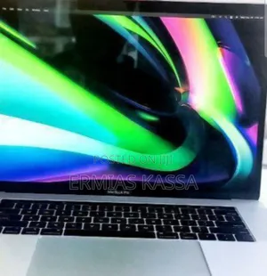 New Laptop Apple MacBook Pro 2019 16GB Intel Core I7 SSD 512GB