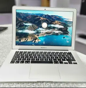 New Laptop Apple MacBook Air 2013 4GB Intel Core I5 SSD 128GB