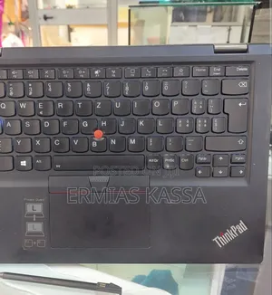 New Laptop Lenovo Yoga 910 8GB Intel Core I5 SSD 512GB