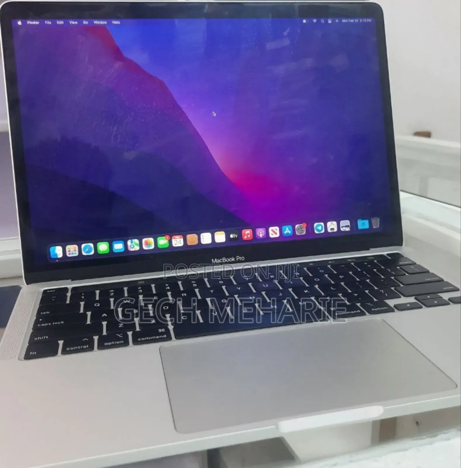 New Laptop Apple MacBook Pro 2020 16GB Intel Core I5 SSD 1T