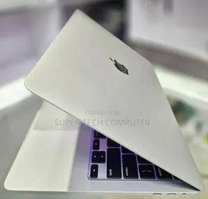 New Laptop Apple MacBook Pro 2020 16GB Intel Core I5 SSD 1T