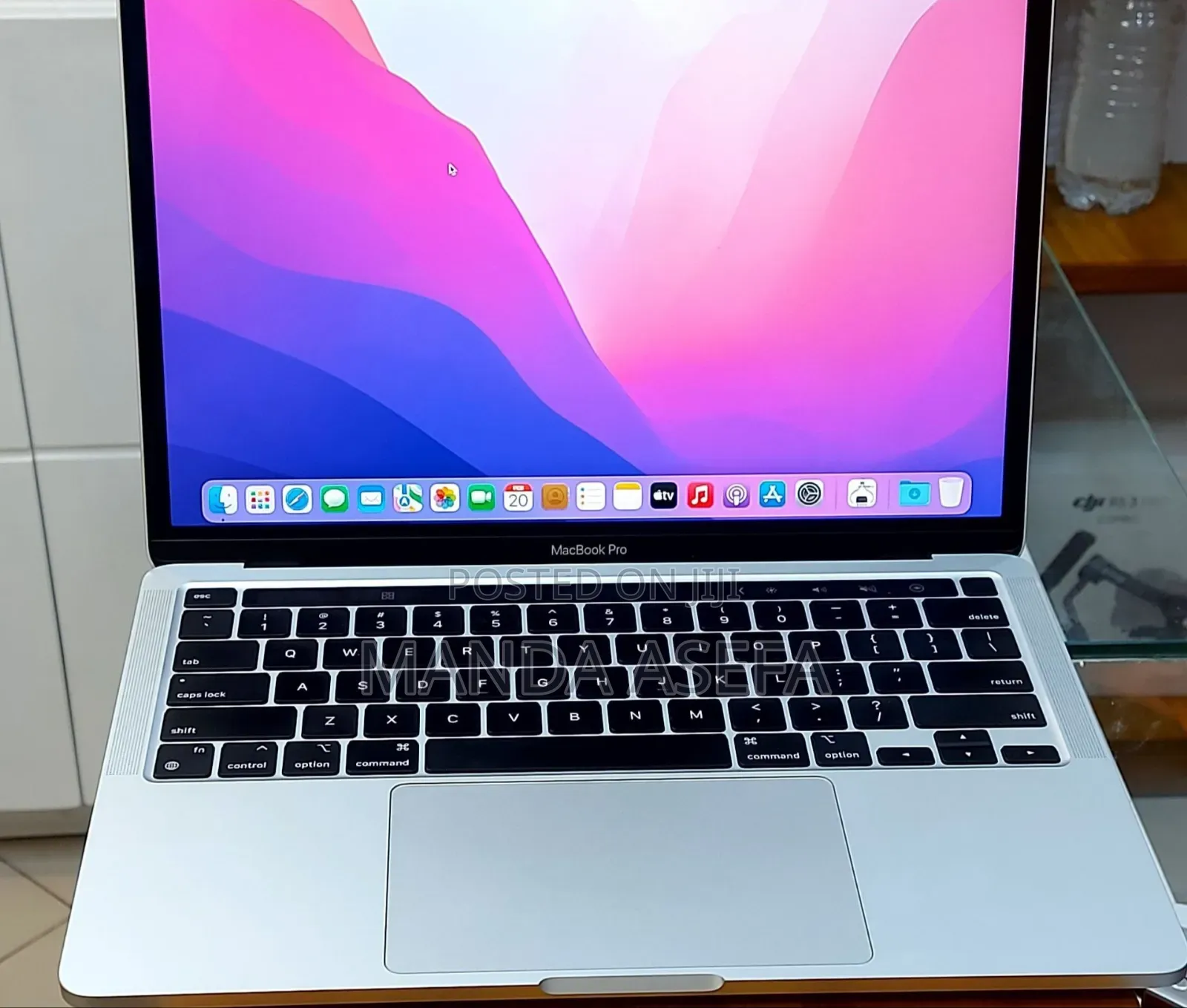 New Laptop Apple MacBook Pro M1 8GB Apple M1 SSD 512GB