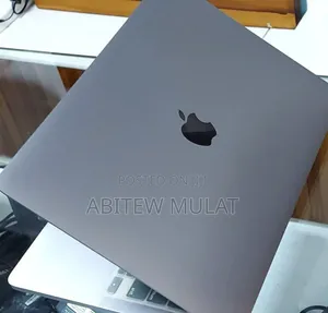 New Laptop Apple MacBook Pro M1 8GB Apple M1 SSD 256GB