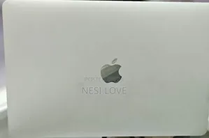New Laptop Apple MacBook Pro 2020 16GB Intel Core I5 SSD 1T