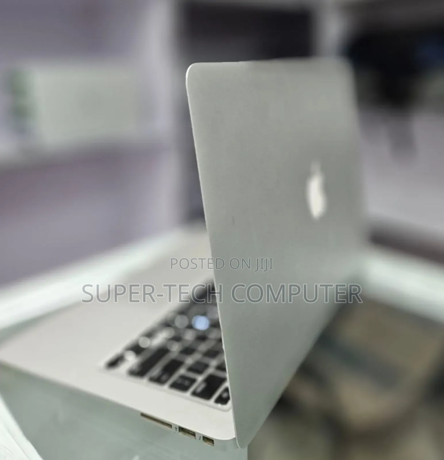 New Laptop Apple MacBook Air 2013 4GB Intel Core I5 SSD 128GB