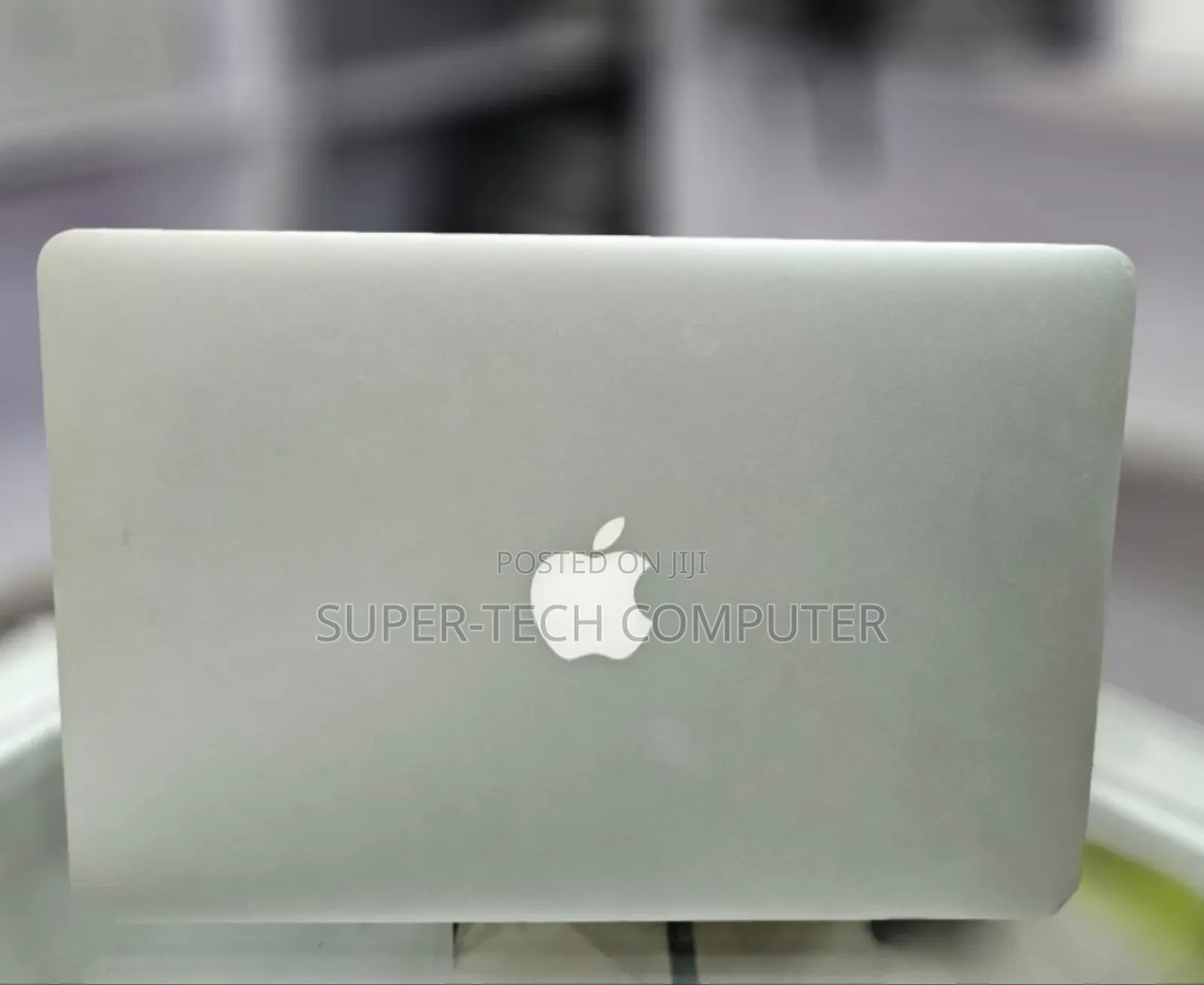 New Laptop Apple MacBook Air 2013 4GB Intel Core I5 SSD 128GB