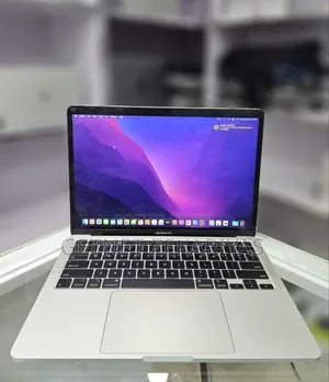 Photo - New Laptop Apple MacBook Pro 2020 16GB Intel Core I5 SSD 1T