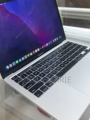 New Laptop Apple MacBook Pro 2020 16GB Intel Core I5 SSD 1T