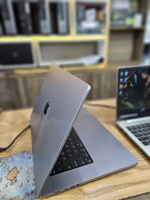 New Laptop Apple MacBook Pro 2021 M1 16GB Apple M1 SSD 1T