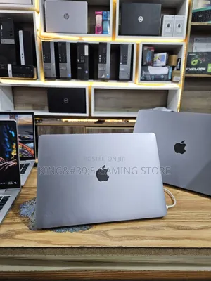 New Laptop Apple MacBook Pro 2020 16GB Intel Core I5 SSD 512GB