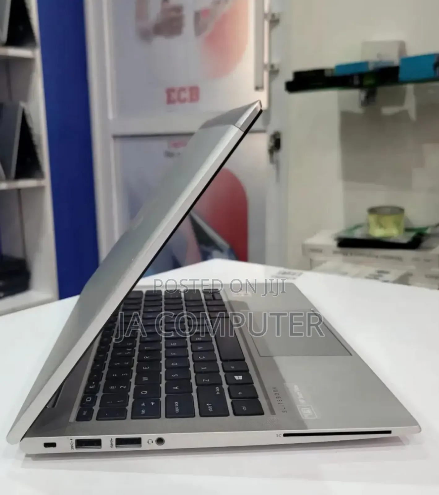 New Laptop HP EliteBook 830 G8 16GB Intel Core I7 SSD 512GB