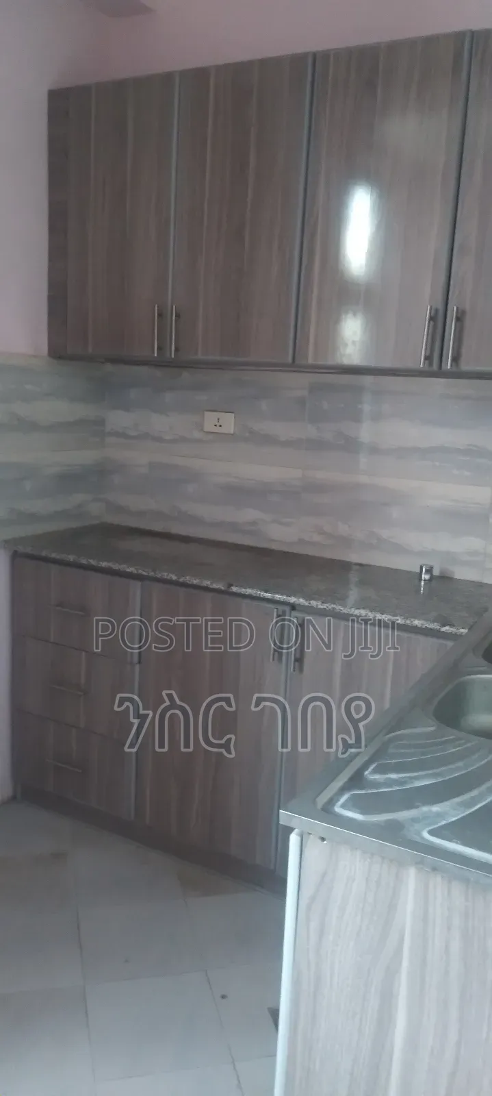 Furnished 2bdrm Condo in Ayat 49 ,40/60, Yeka for rent