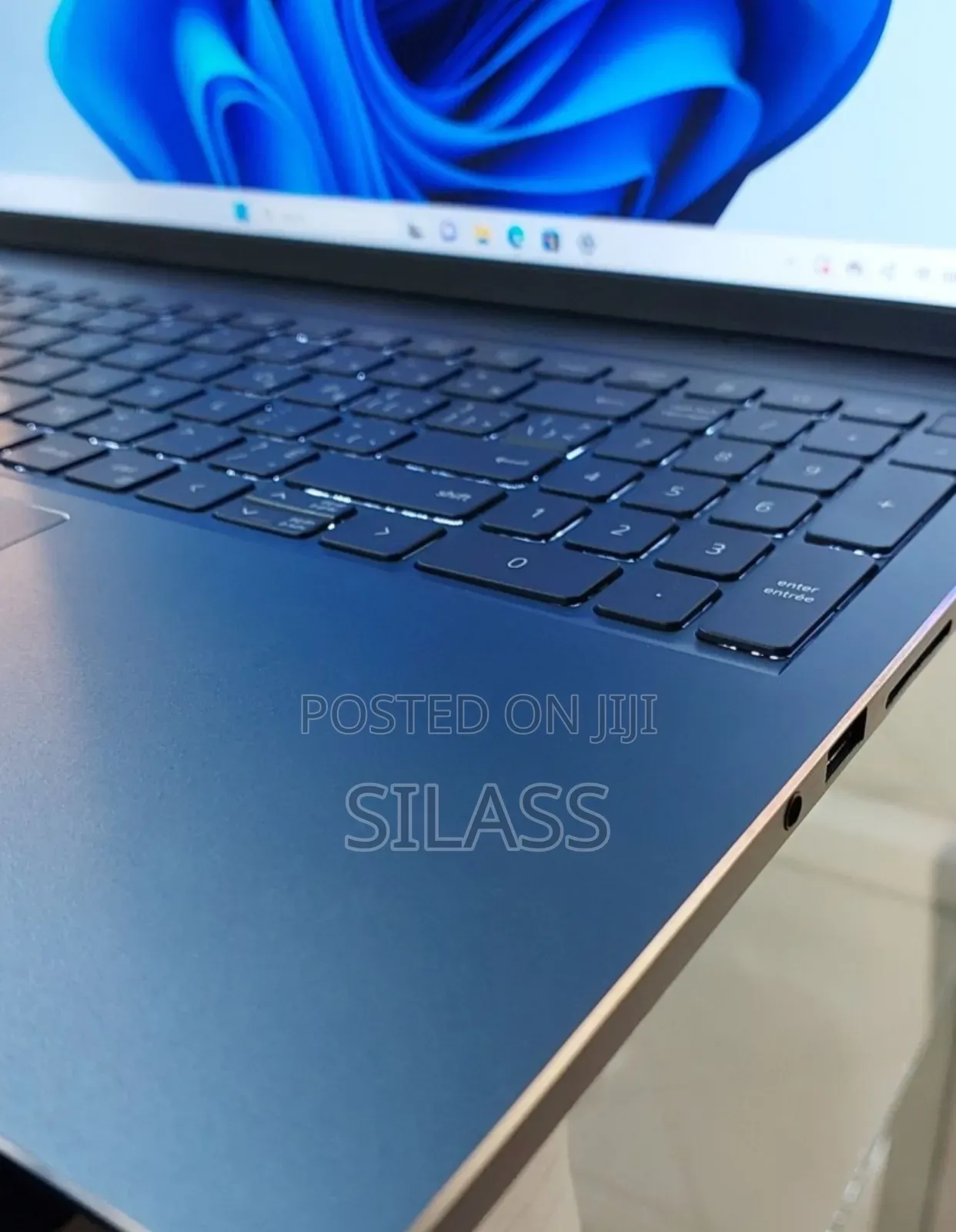 New Laptop Dell G16 7620 16GB Intel Core I7 SSD 1T