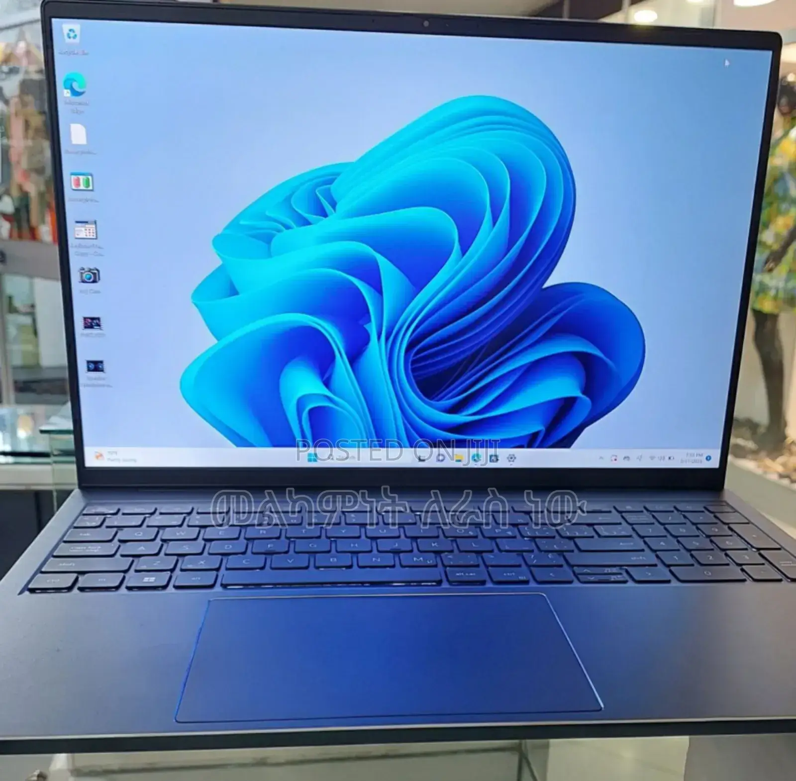 New Laptop Dell Inspiron 15 16GB Intel Core I7 SSD 1T