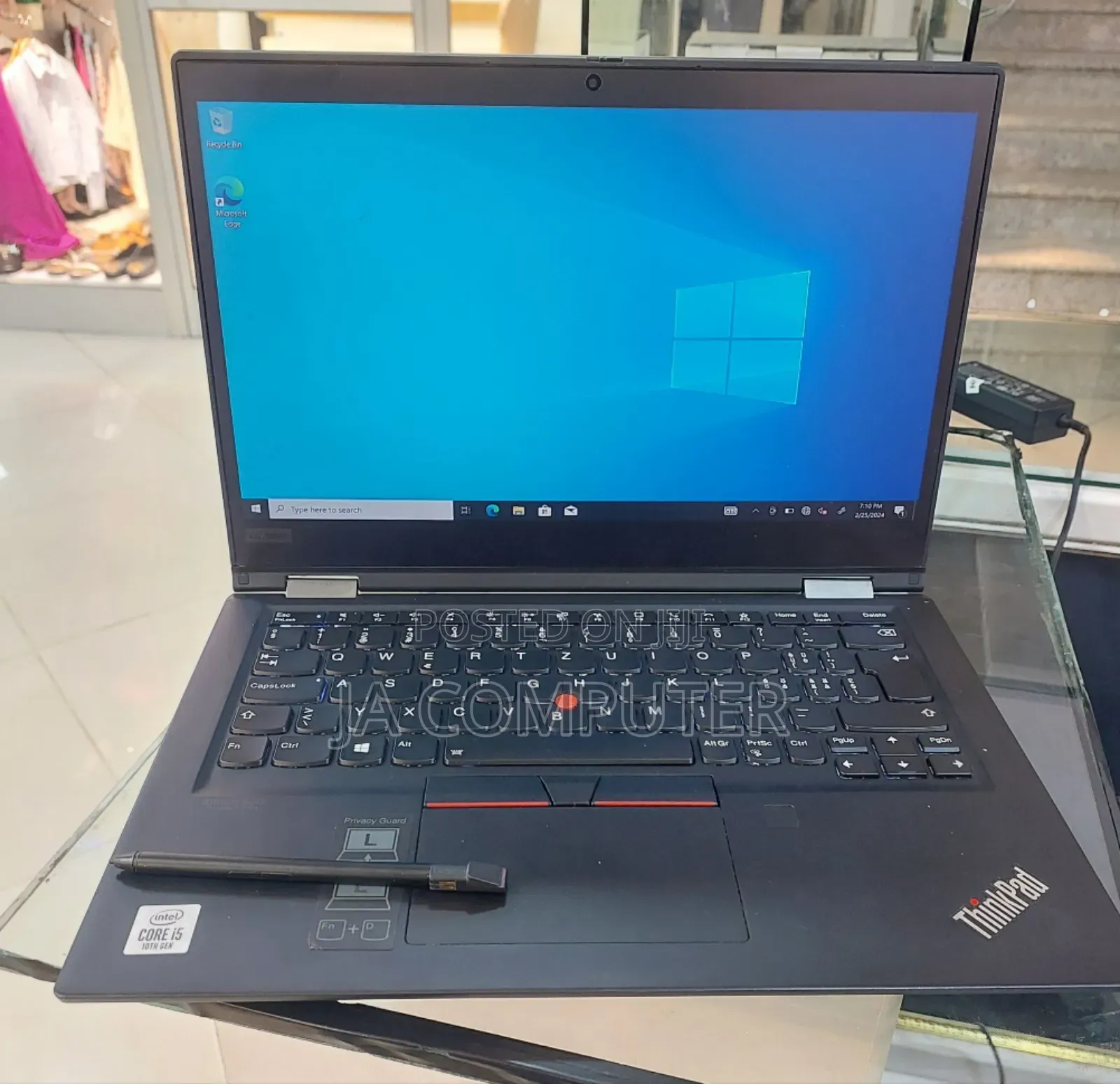 New Laptop Lenovo Thinkpad X13 Yoga 8GB Intel Core I5 SSD 512GB