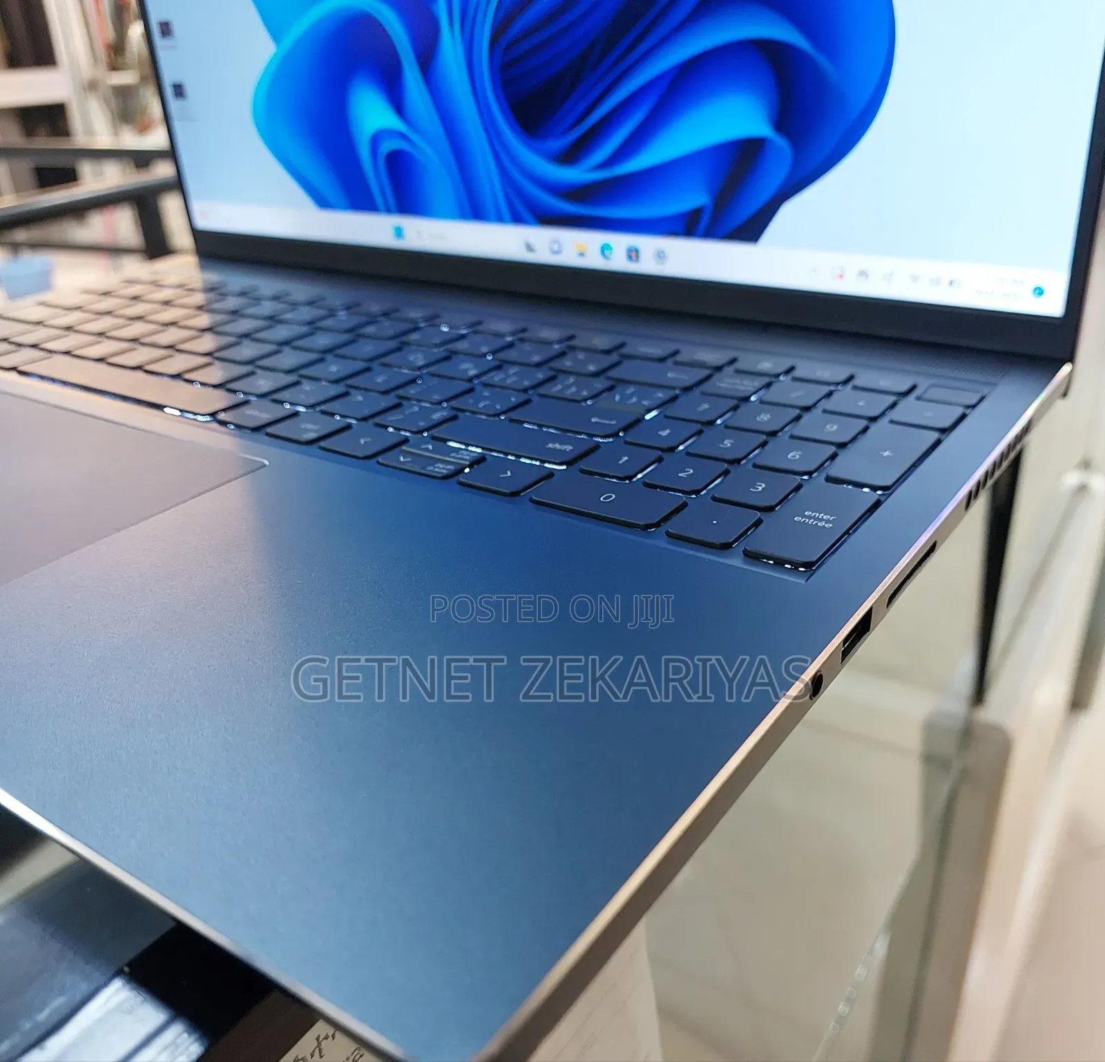 New Laptop Dell Inspiron 15 16GB Intel Core I7 SSD 512GB