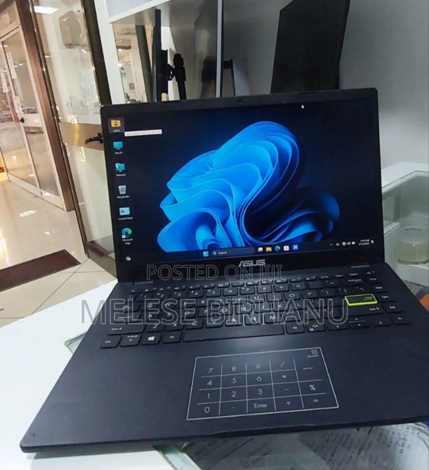 New Laptop Asus Vivobook E200HA 4GB Intel Celeron SSD 128GB