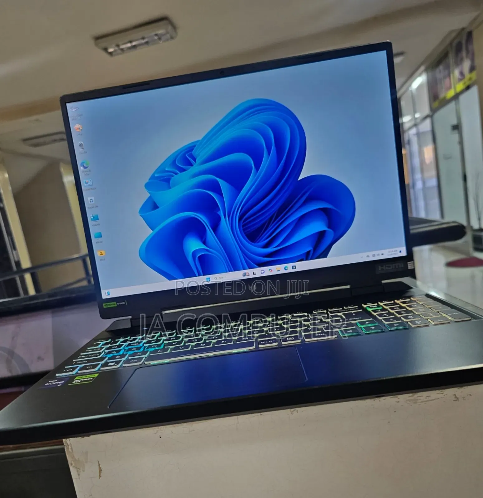 New Laptop Acer Predator Helios 300 16GB Intel Core I9 SSD 1T