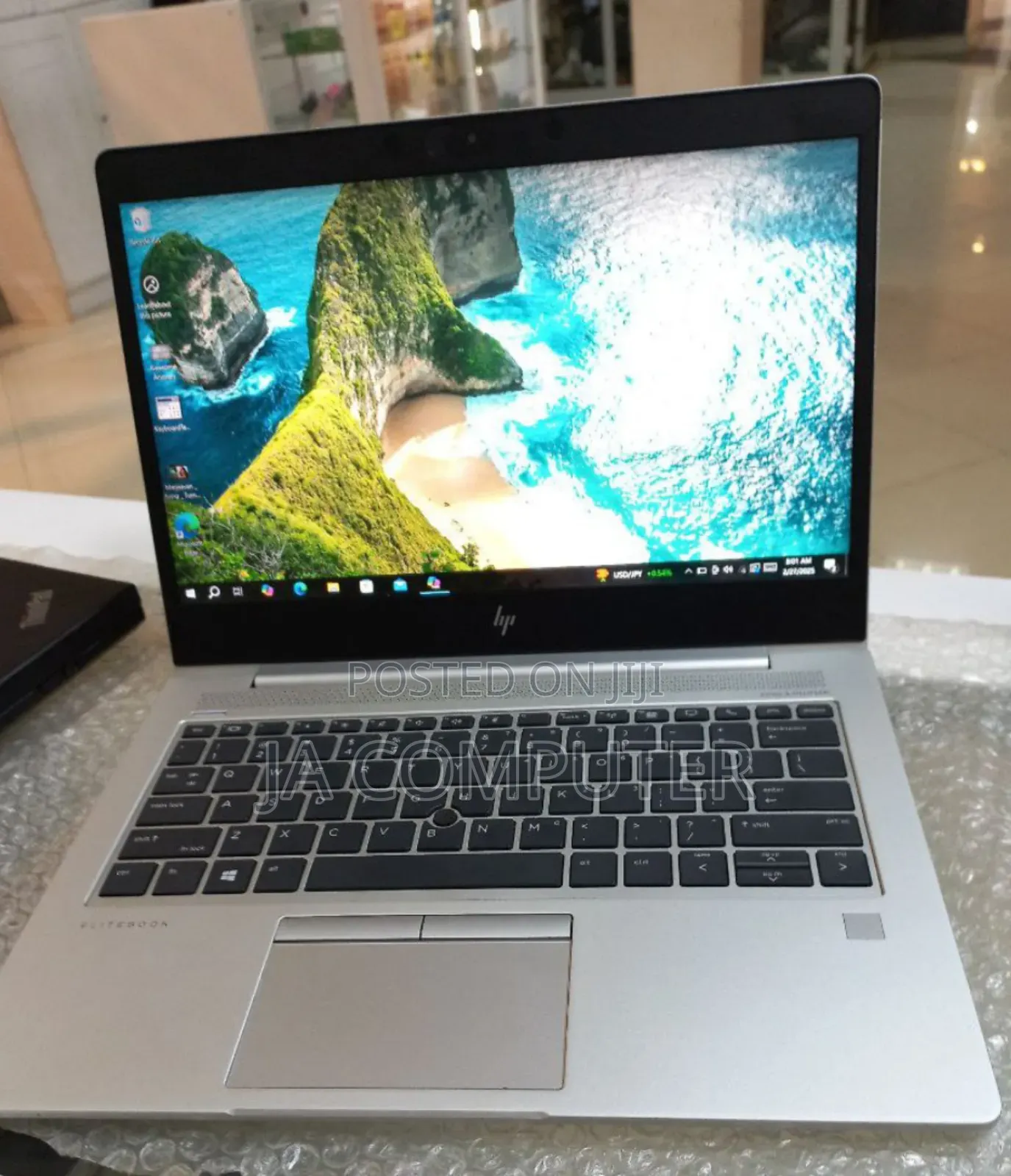 New Laptop HP EliteBook 830 G5 8GB Intel Core I5 SSD 512GB