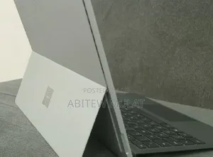 New Laptop Microsoft Surface Pro 7 8GB Intel Core I5 SSD 256GB