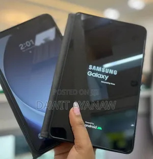 Photo - New Samsung Galaxy Tab A9 64 GB Silver