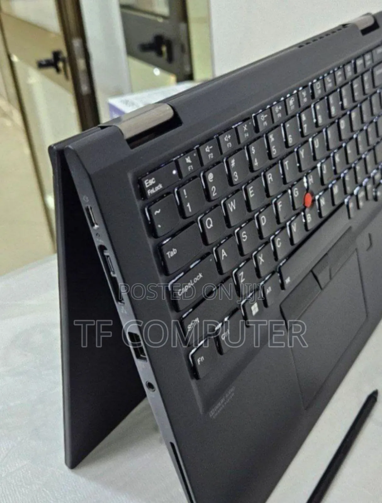 New Laptop Lenovo Thinkpad X13 Yoga 8GB Intel Core I5 SSD 512GB