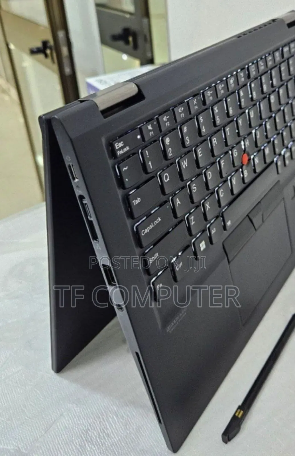 New Laptop Lenovo Thinkpad X13 Yoga 8GB Intel Core I5 SSD 512GB