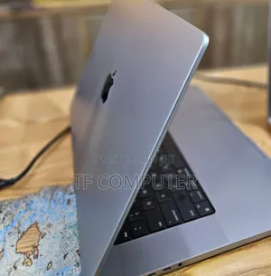 New Laptop Apple MacBook Pro 2021 M1 16GB Apple M1 Pro SSD 1T