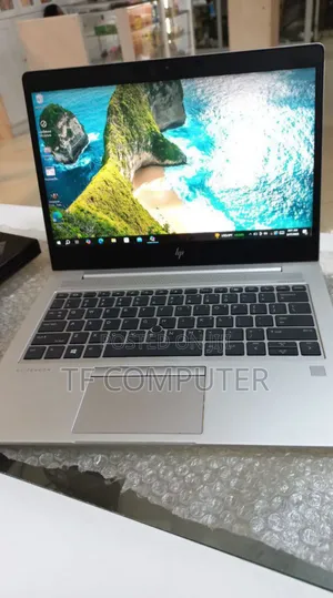New Laptop HP EliteBook 830 G8 8GB Intel Core I5 SSD 512GB