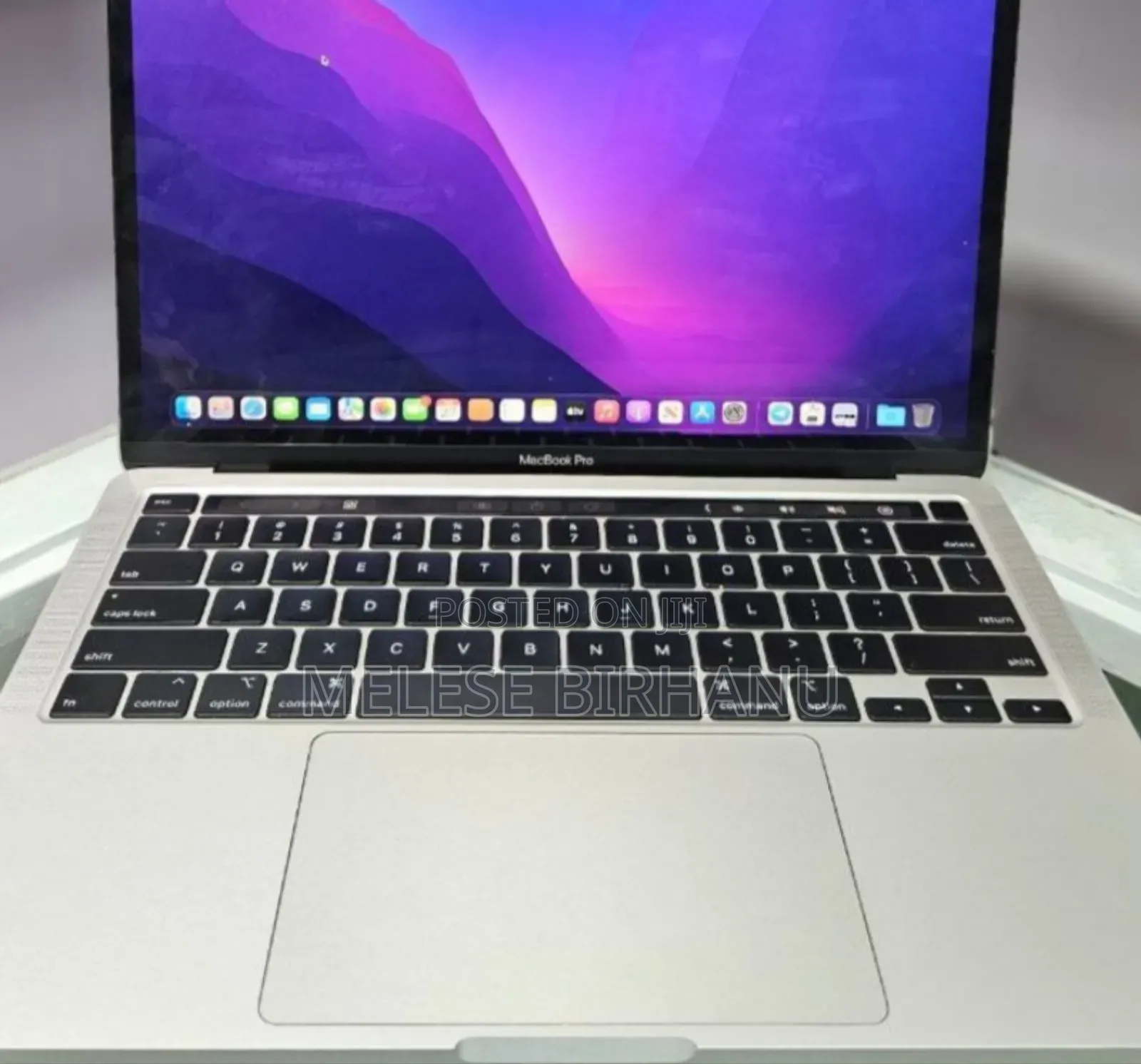 New Laptop Apple MacBook Pro 2020 16GB Intel Core I5 SSD 1T