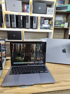 Photo - Laptop Apple MacBook 2020 8GB Intel Core I5 SSD 512GB