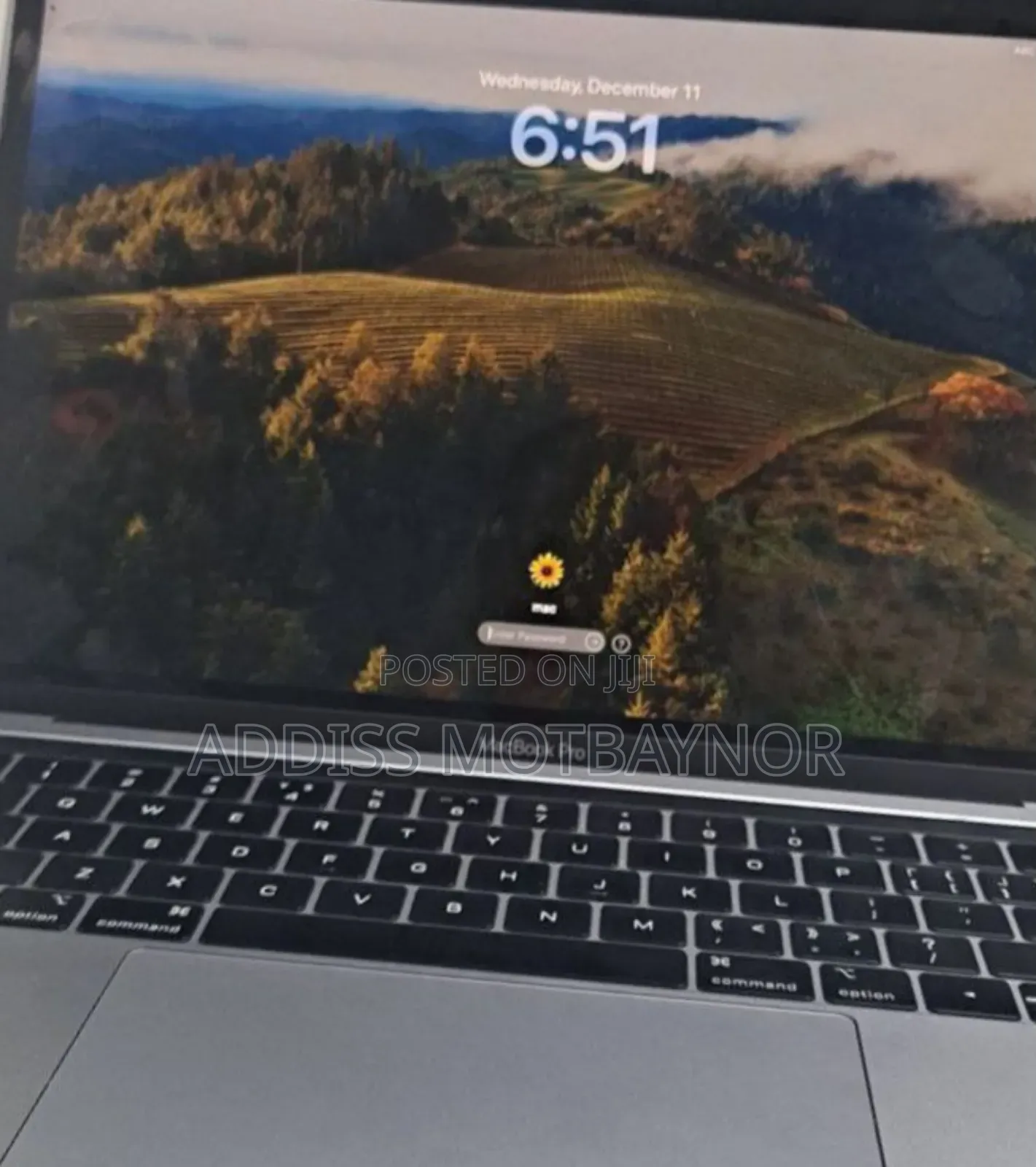 New Laptop Apple MacBook Pro 2019 16GB Intel Core I7 SSD 512GB