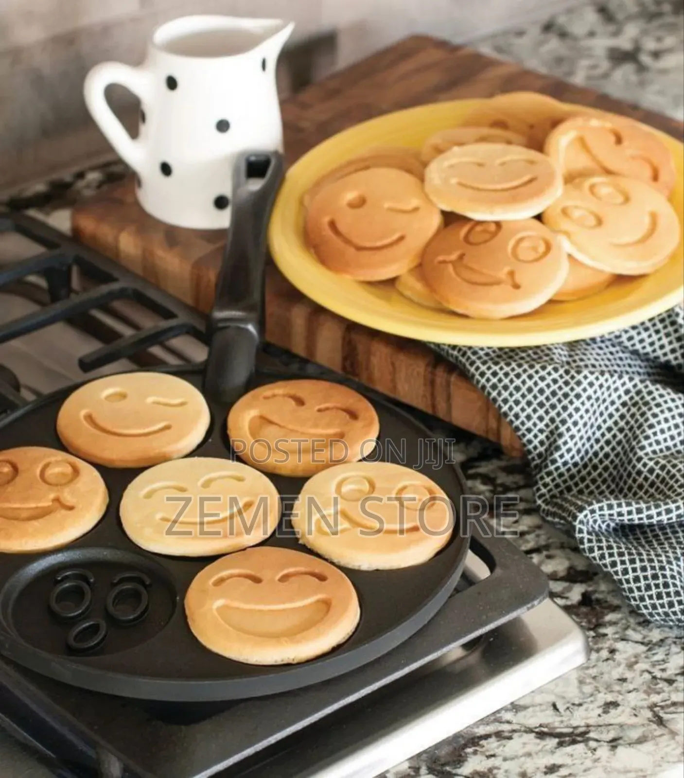 Emoji Pancake Pan – Fun Breakfast Cooking