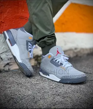 Air Jordan 3 Gray
