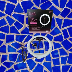 Photo - 10 Inch Ringlight for Vlogging Setup