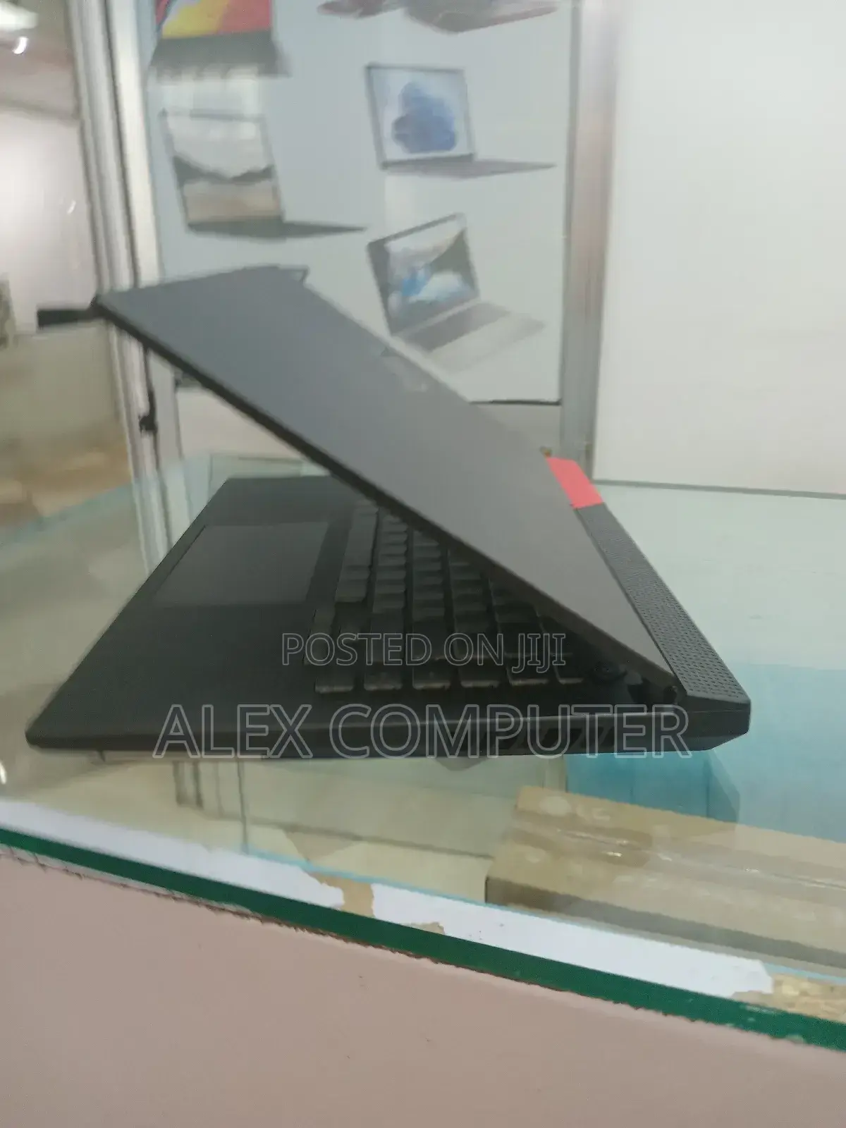 New Laptop Asus ROG Strix G15 16GB AMD Ryzen 9 SSD 512GB