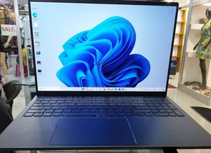 Photo - New Laptop Dell Inspiron 15 16GB Intel Core I7 SSD 1T