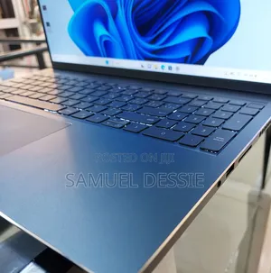 New Laptop Dell Inspiron 15 16GB Intel Core I7 SSD 1T