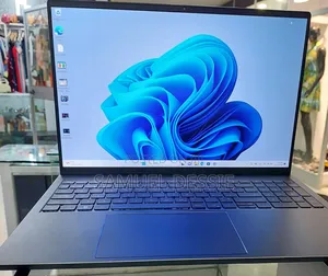 New Laptop Dell Inspiron 15 16GB Intel Core I7 SSD 1T