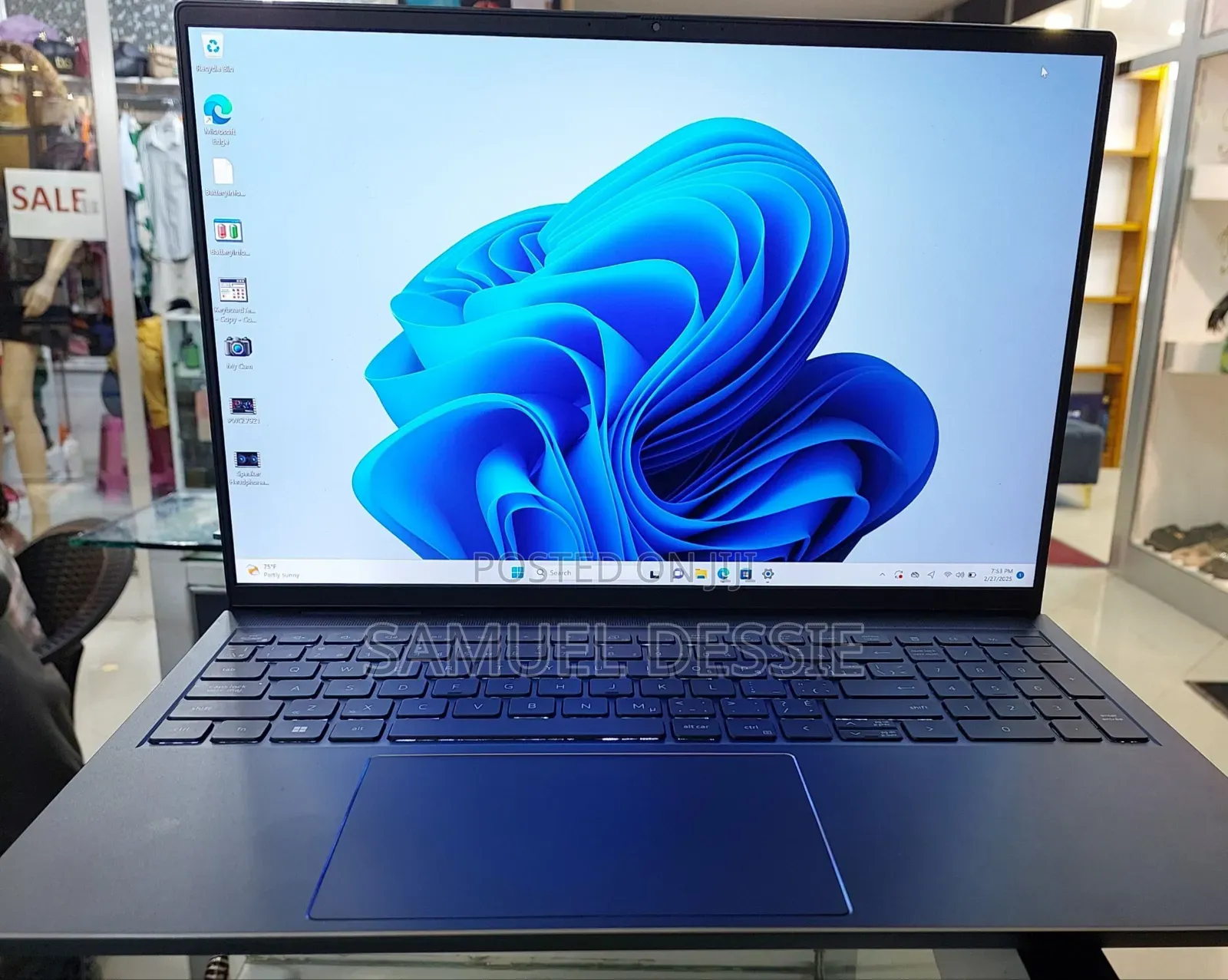 New Laptop Dell Inspiron 15 16GB Intel Core I7 SSD 1T