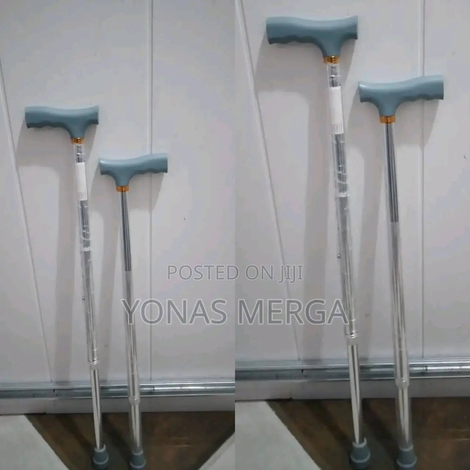 Walking Stick፬三ergonomic Handle, Possibly for Either Hand