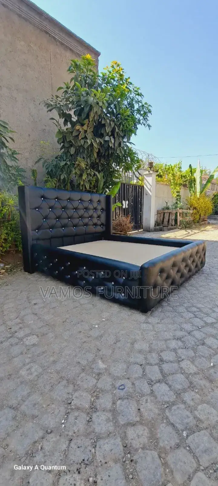 የሚሸጥ የተሰራ 1.50 ሌዘር አልጋ 24.000